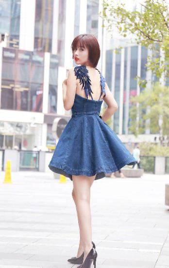 草莓视频WWW.5.APP